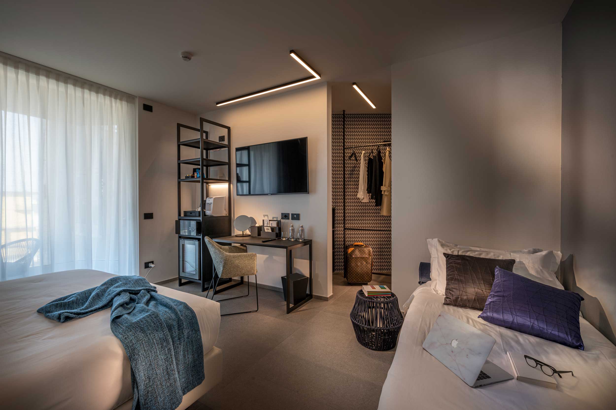 J44 Lifestyle Hotel 6/36