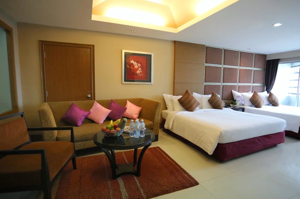 Furama Silom 13/32