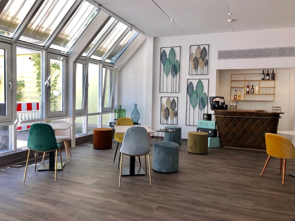 ANA Eden Karlsruhe, Trademark Collection by Wyndham 60/88