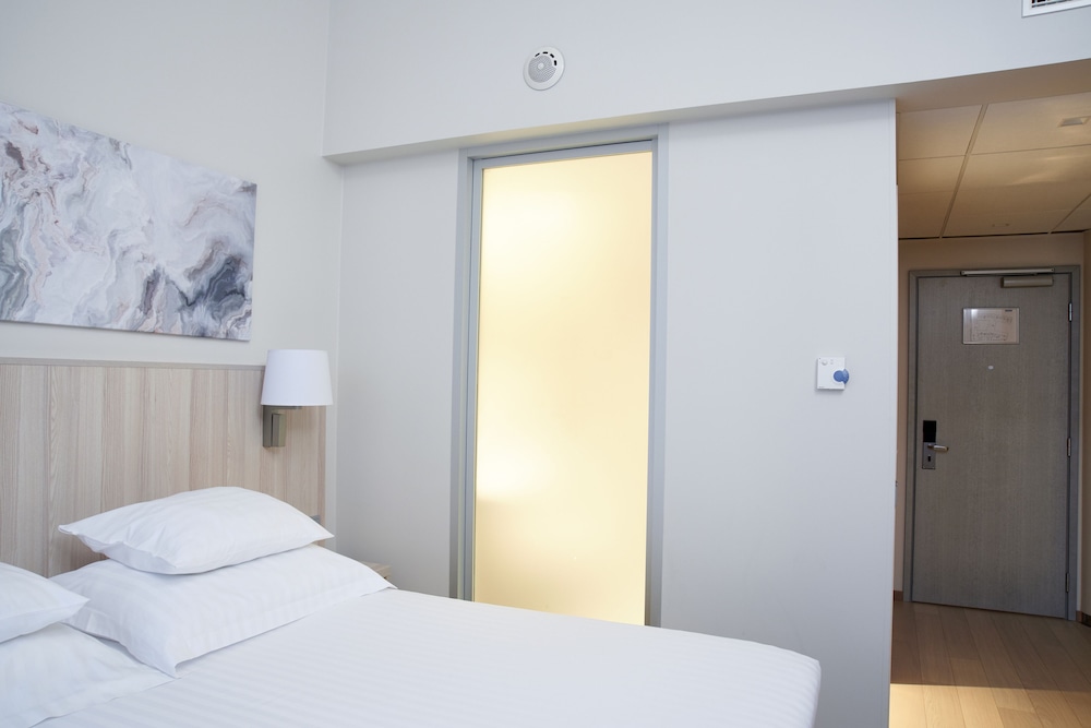 Tallink Spa and Conference Hotel 26/79