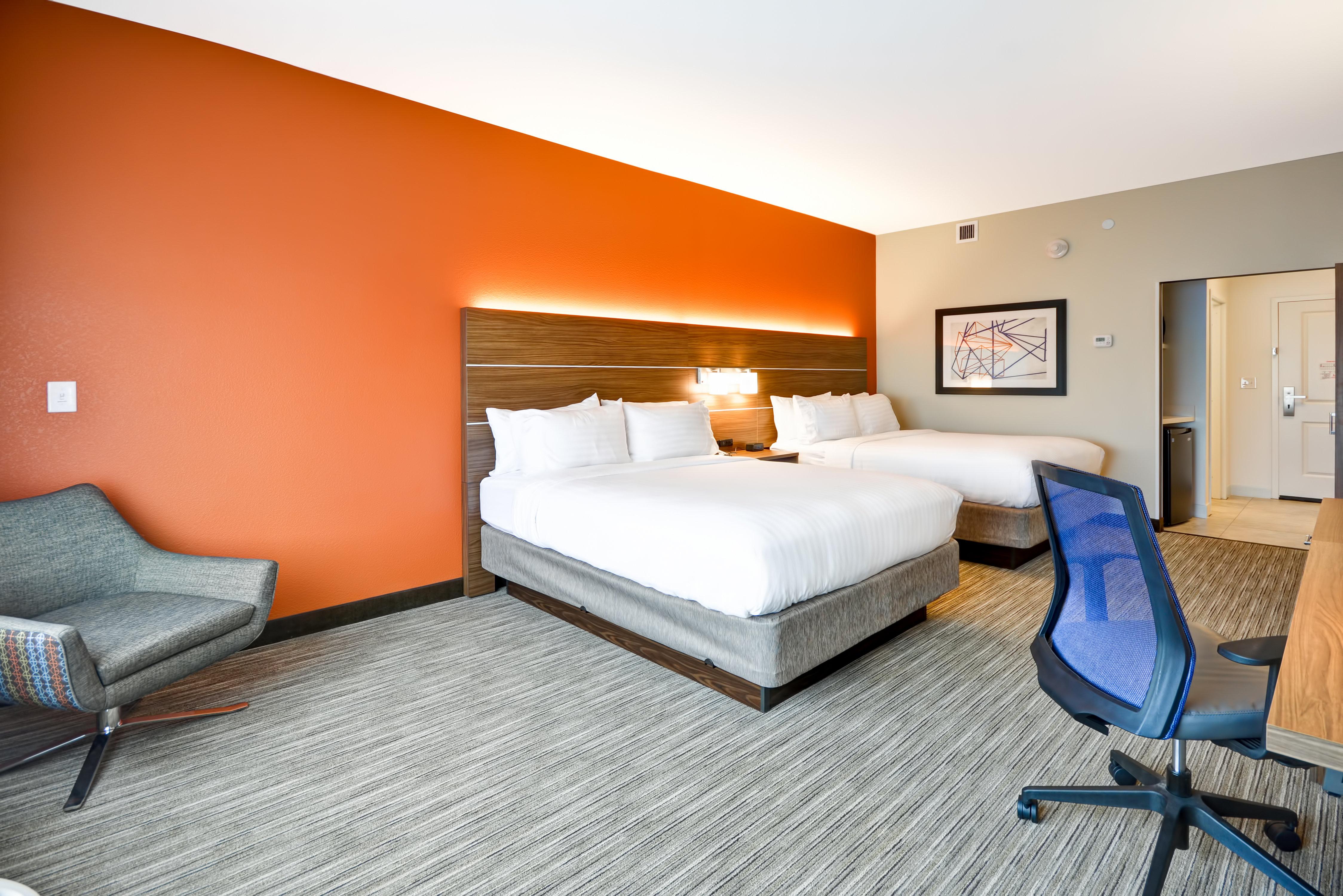 غرفة بسريرين كوين لذوي الإعاقة، HOLIDAY INN EXPRESS EVANSVILLE 2/2