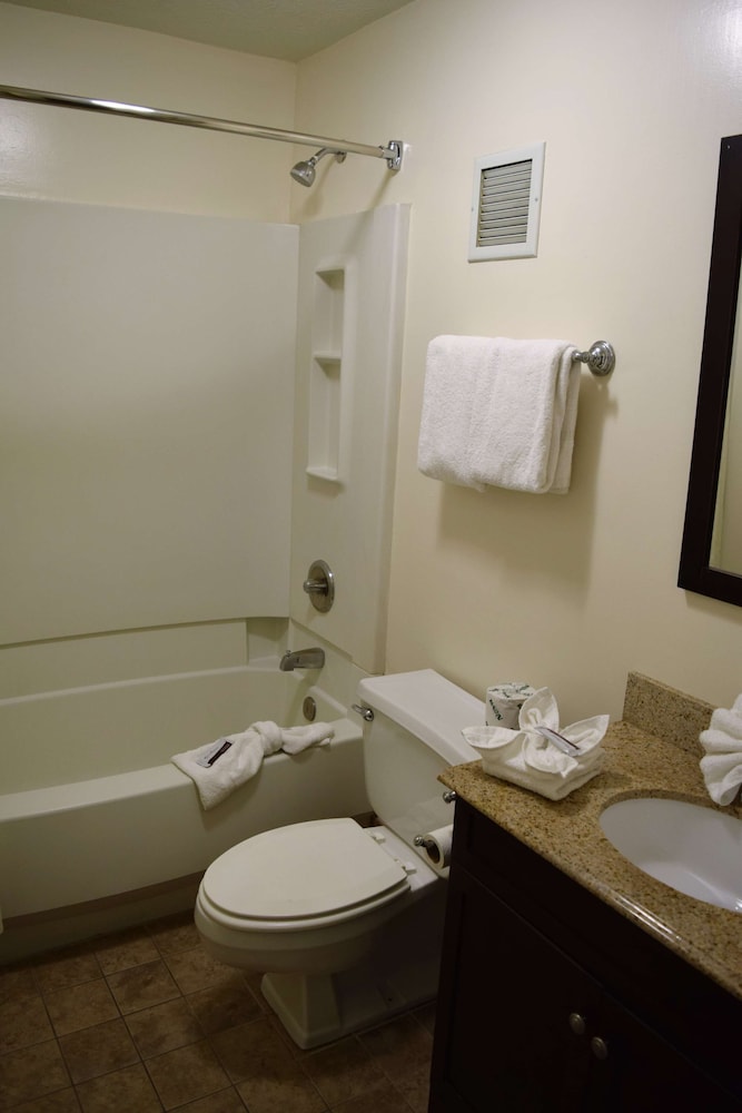 Bluegrass Extended Stay Hotel 50/57
