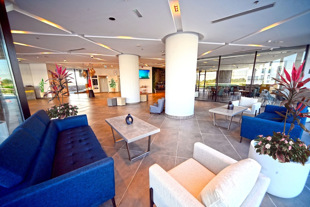 Pyramisa Hotel Apartments 51/67