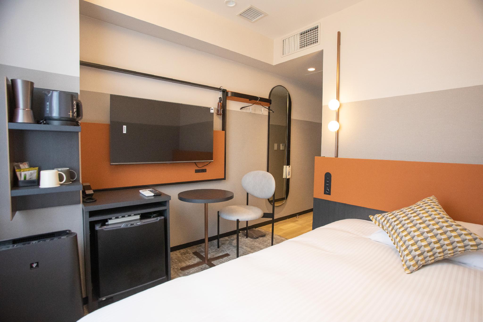 Semi Room, Standard, Single, Semi Double Bed
