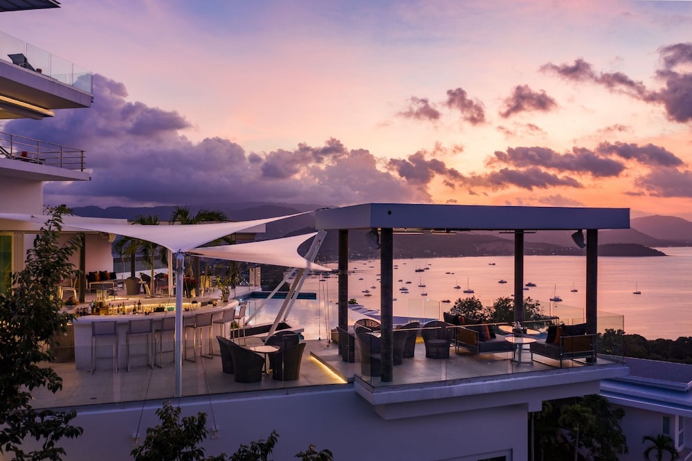 UniQue Boutique Resort 40/50