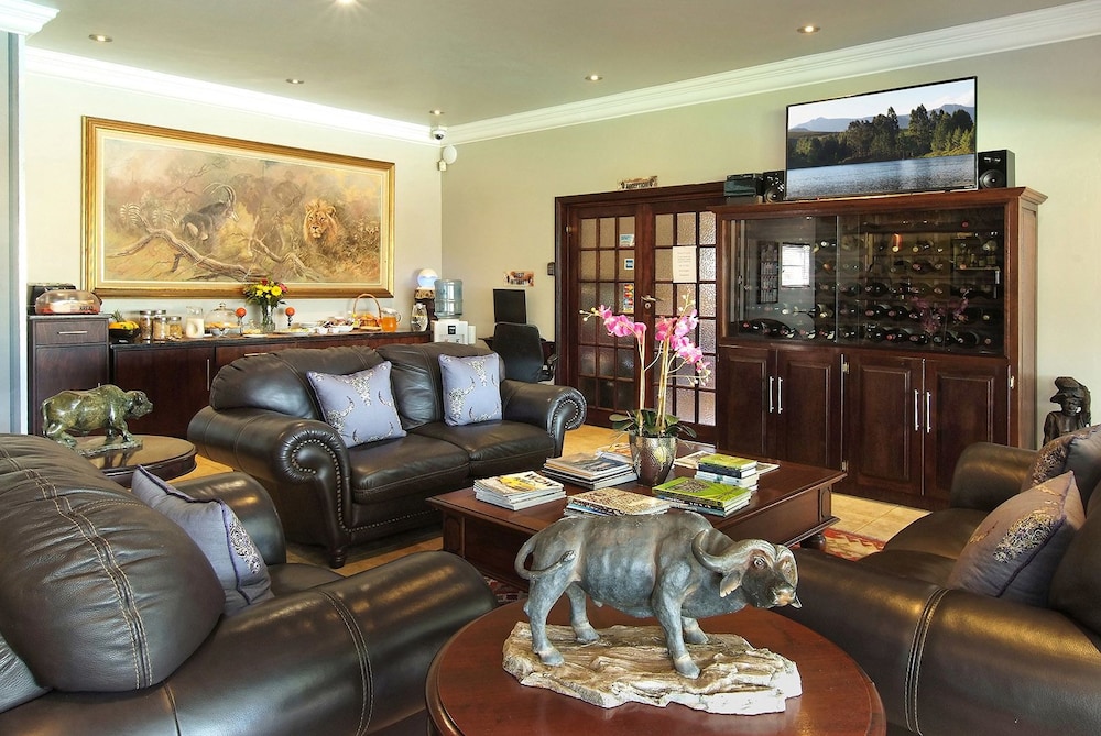 Ushaka Manor Guest House 14/37