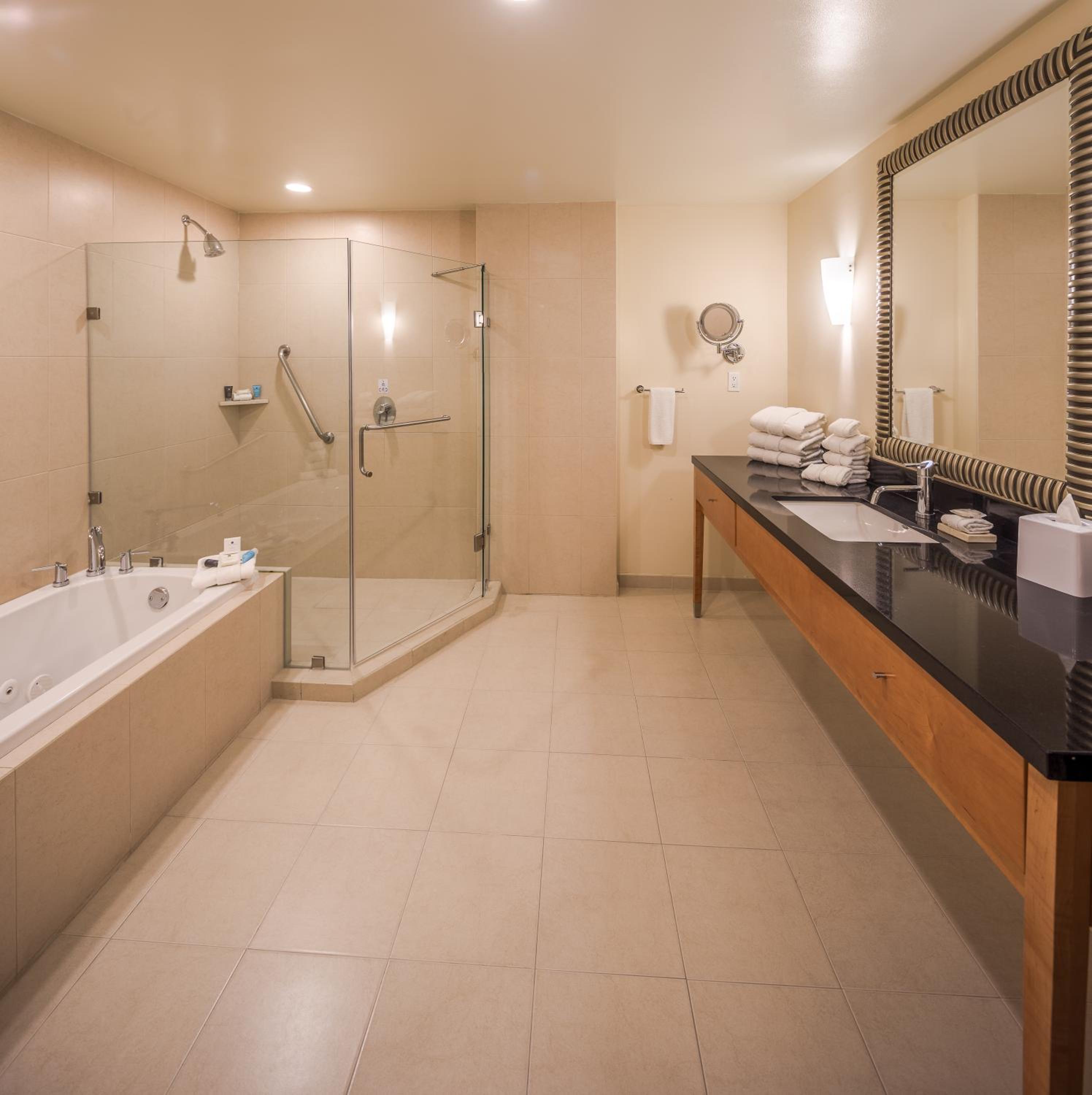 جناح بسرير كينج، CROWNE PLAZA MONTERREY AEROPUERTO 4/4