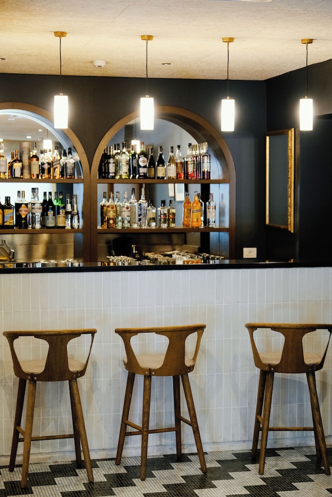 C Hotels Club House 30/38