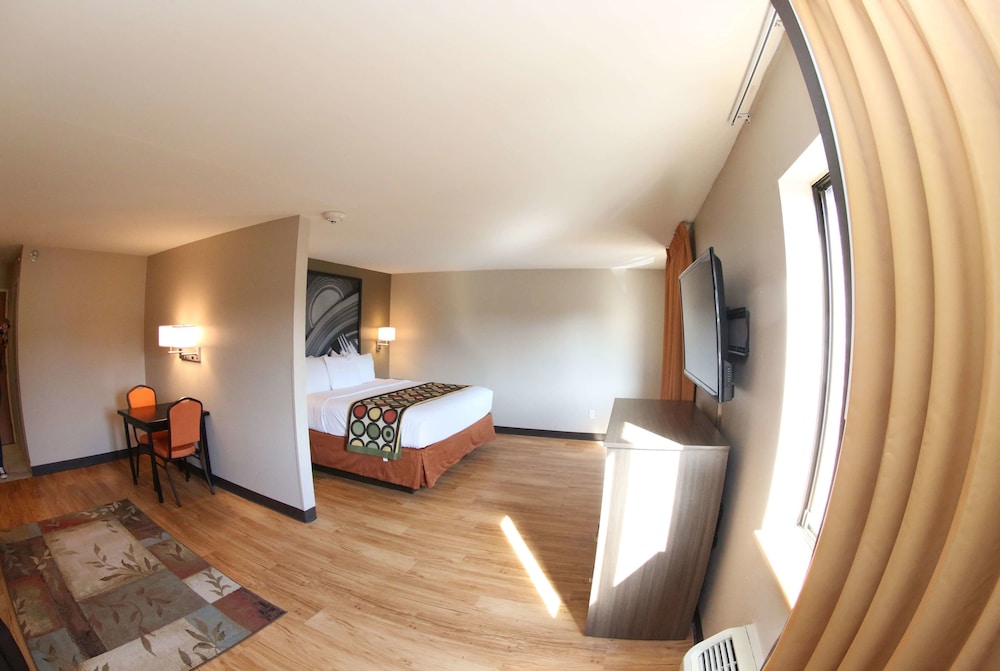 Super 8 by Wyndham Portsmouth 29/38