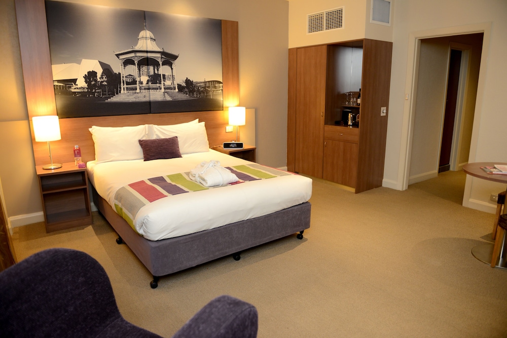 Grosvenor Hotel Adelaide 33/46