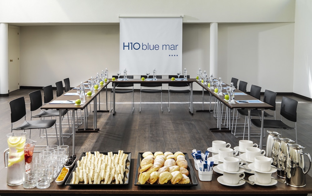 H10 Blue Mar - Adults Only 58/66