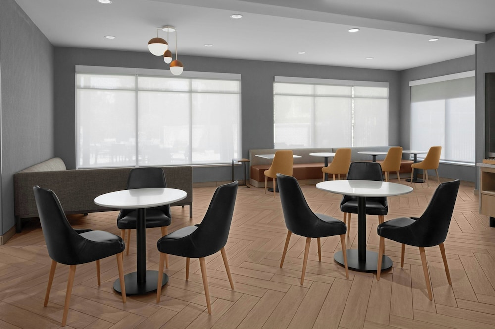 TownePlace Suites Sacramento Rancho Cordova 29/49
