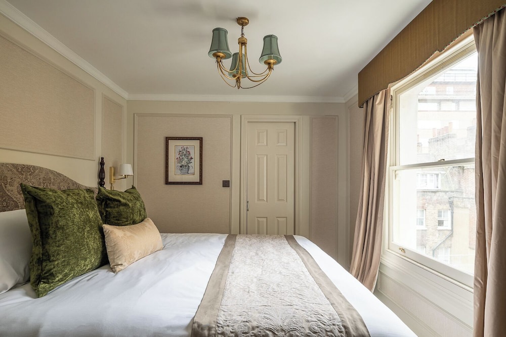 غرفة سوبيريور صغيرة بسرير كينج، The Leonard Hotel 4/8