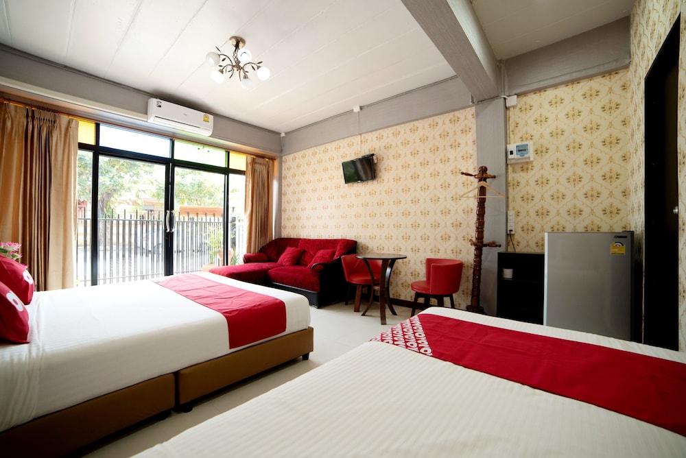 OYO 465 Krung Kao Traveller Lodge 18/37