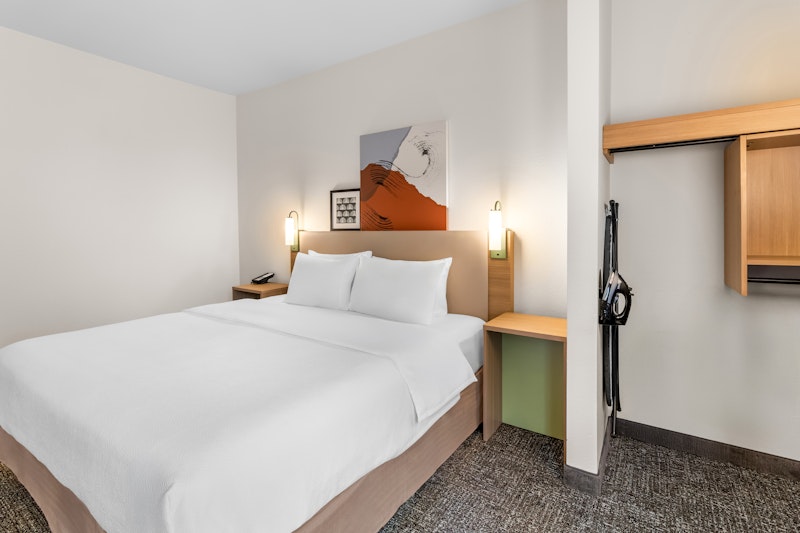 Spark by Hilton Dayton Fairborn 3/13