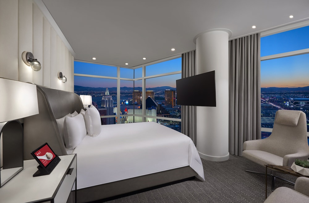1 BEDROOM, SKY, PENTHOUSE, SUITE, STRIP VIEW