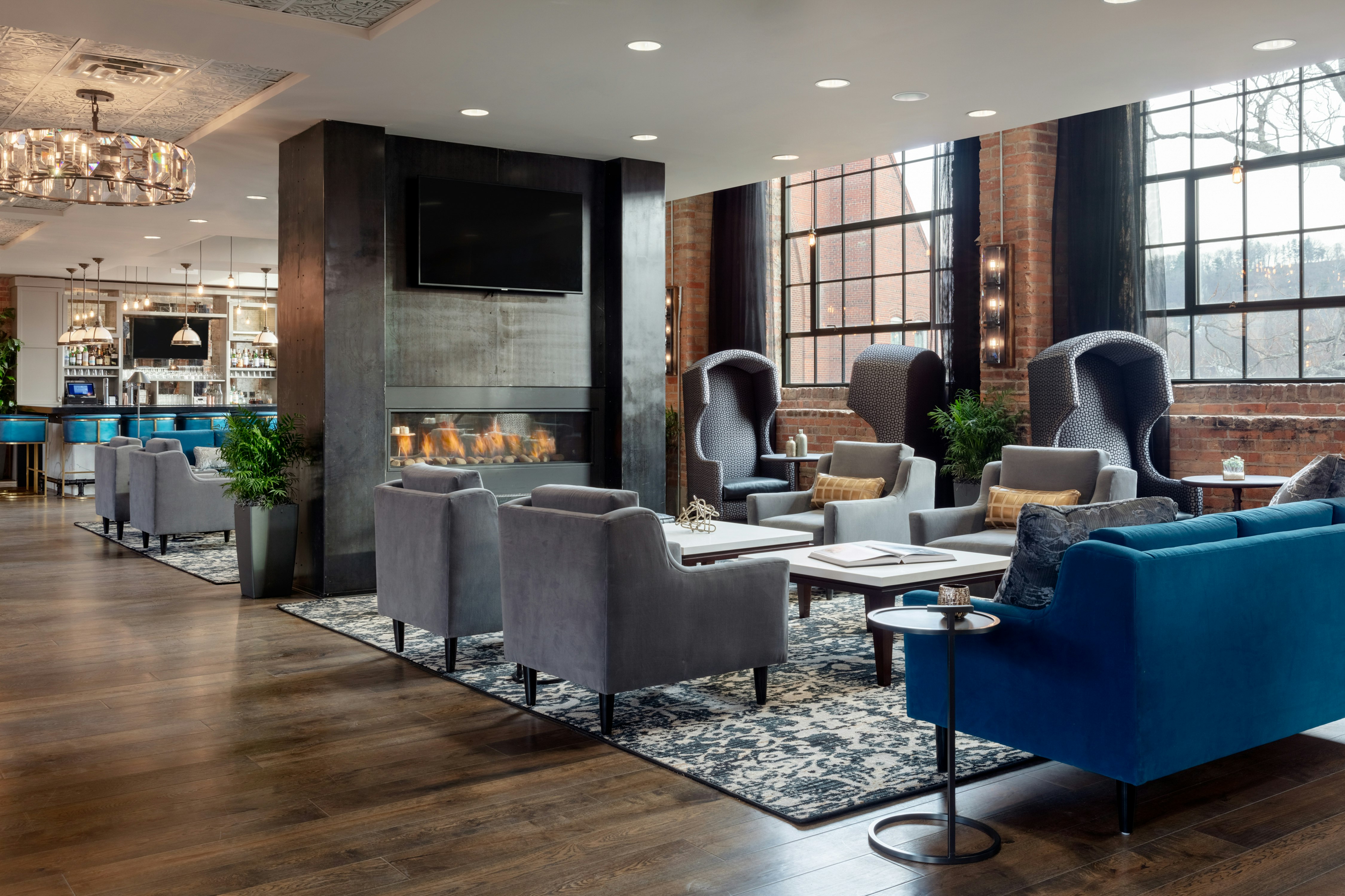 Foundry Hotel Asheville Curio Collection By Hilton 33/49