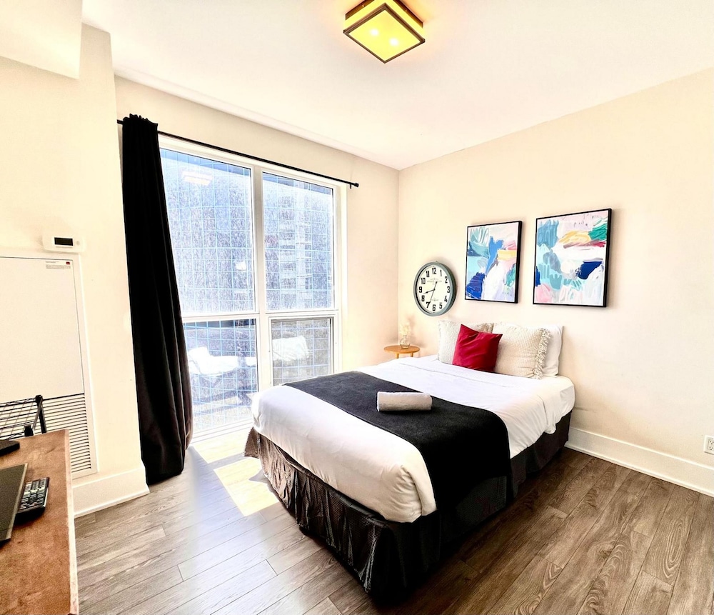 2 BEDROOMS, LUXURY, APARTMENT, LAKE VIEW, BALCONY