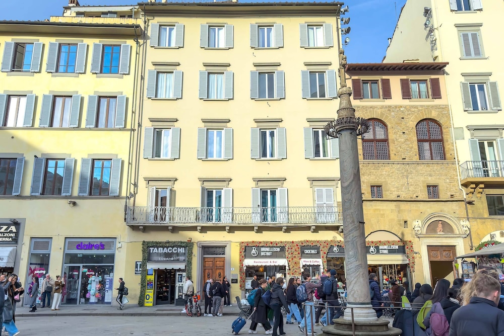 Duomo View 2/69