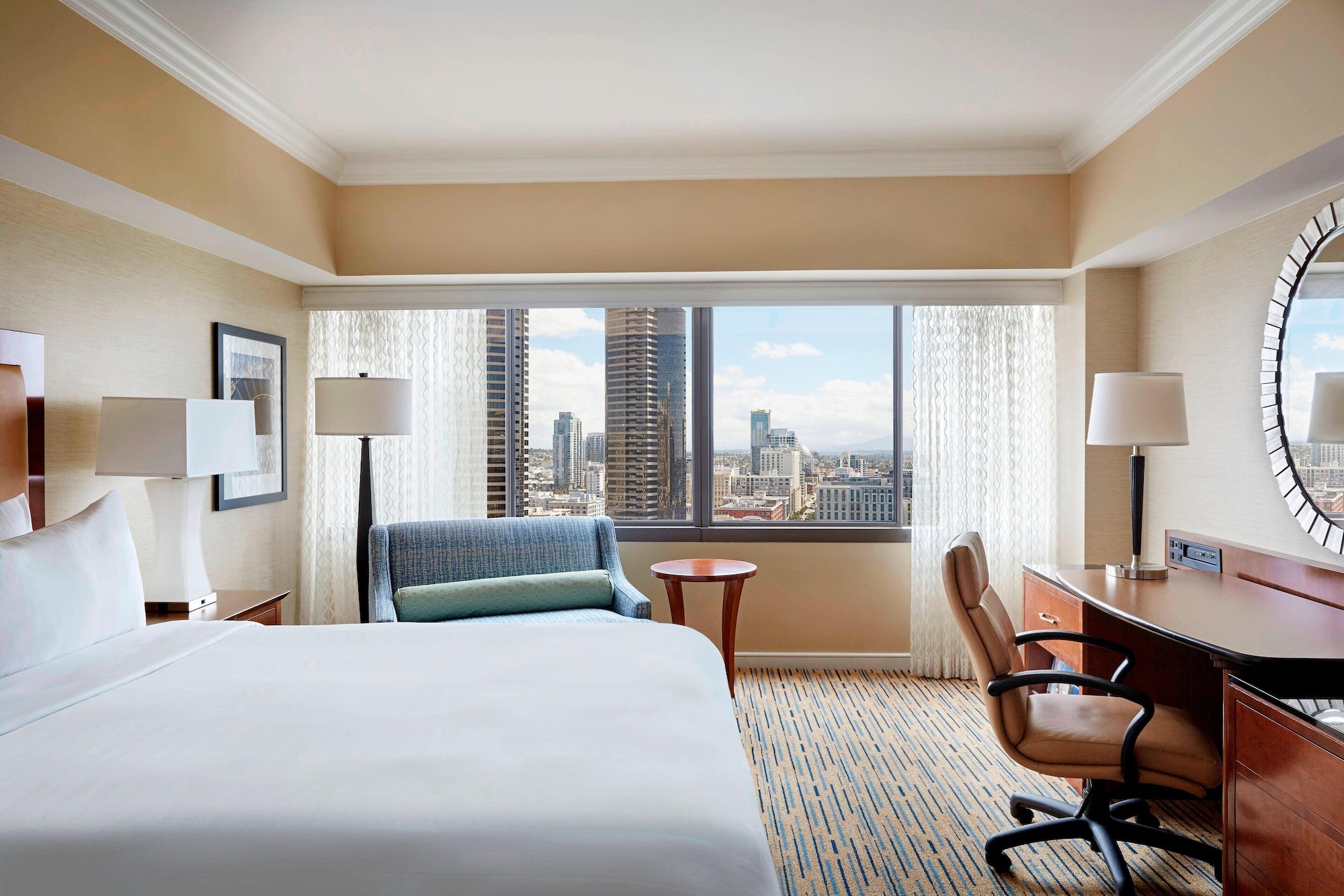 Deluxe, King Bed, Bay View
