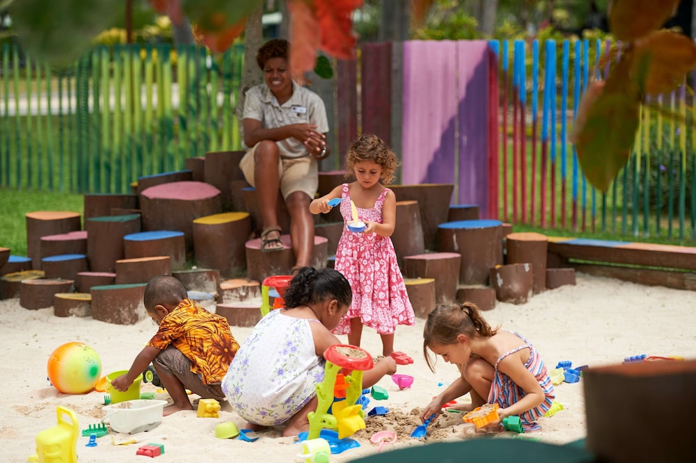 DoubleTree Resort by Hilton Hotel Fiji - Sonaisali Island 40/63