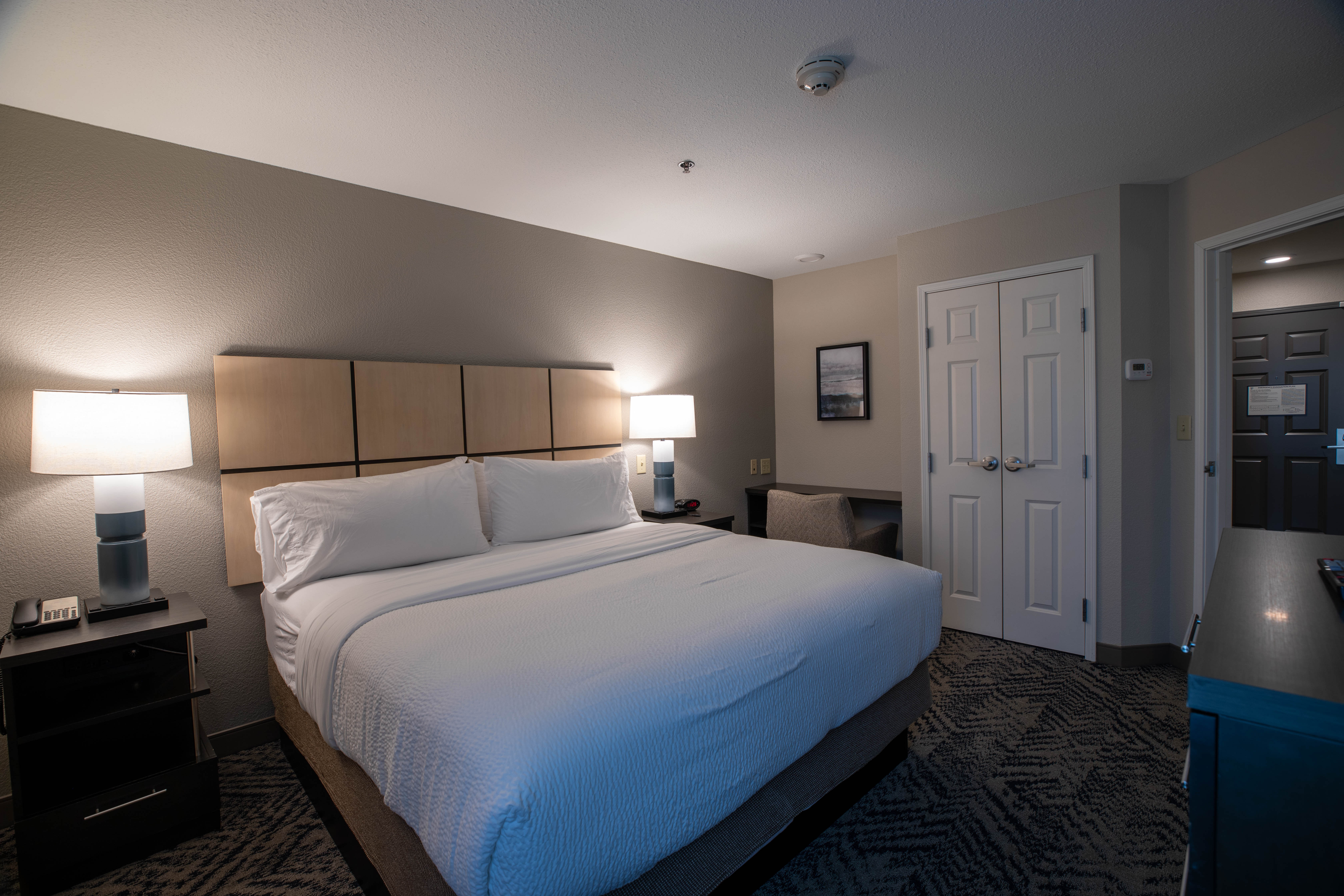 Room, Queen Bed, Accessible, Candlewood Suites St. Joseph 2/3
