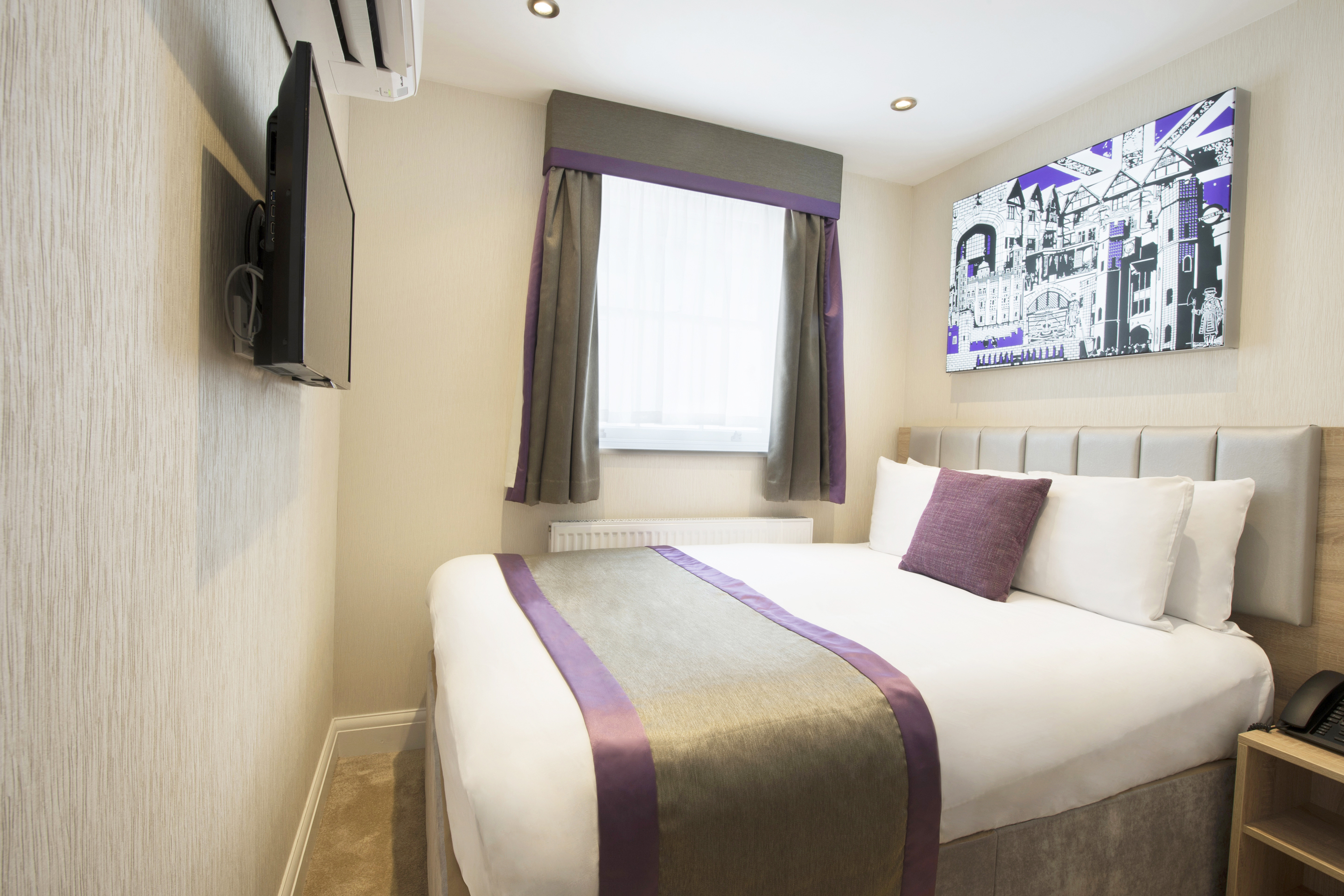 OYO Townhouse 30 Sussex Hotel, London Paddington 21/38