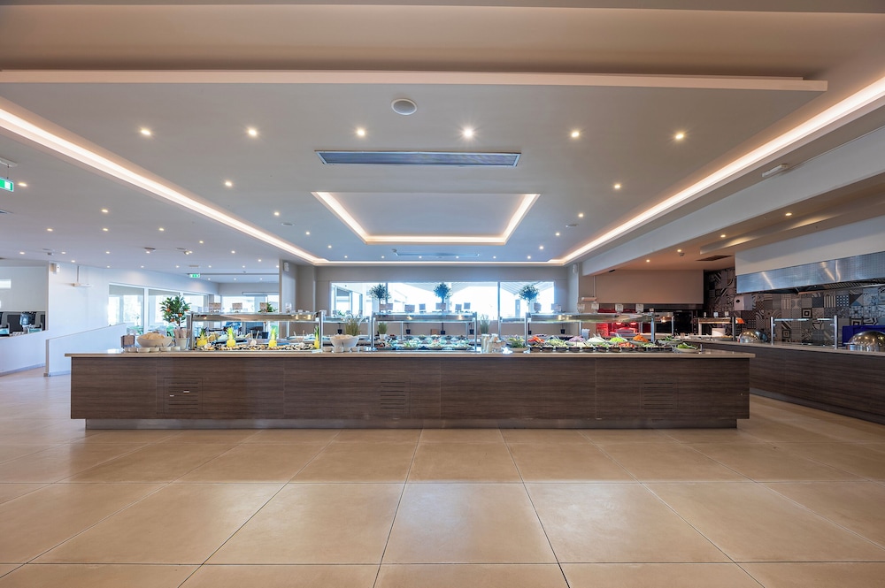 Akti Coast Club Hotel 7/62