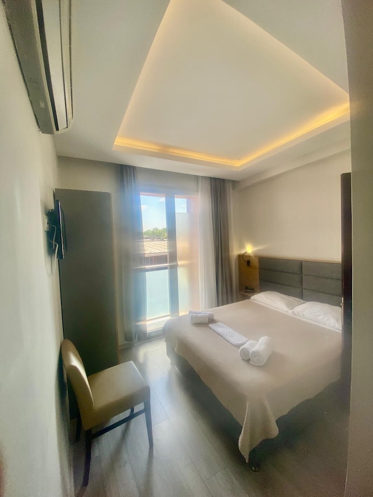 Marine House Boutique Hotel 19/51