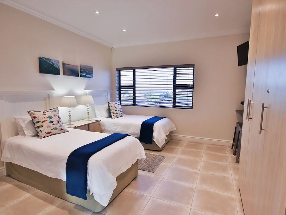 Jeffreys Bay Luxury Apartments 8/41