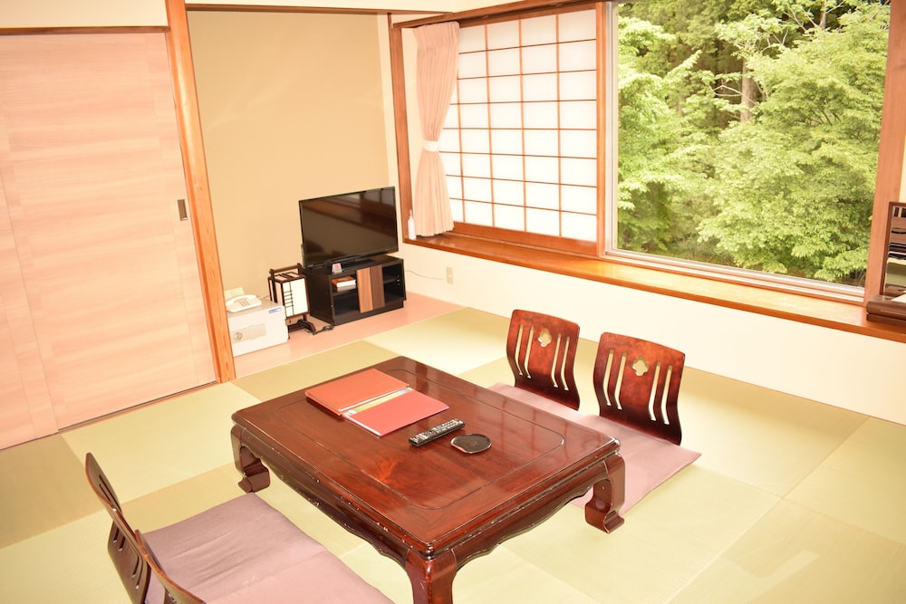 Kagetsuen 33/50