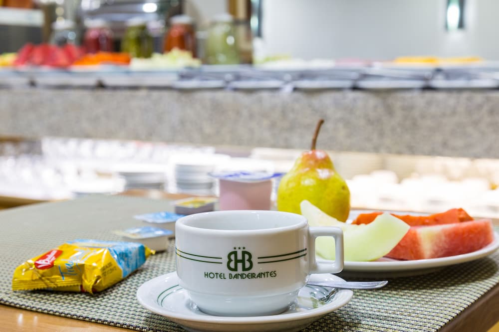 Hotel Bandeirantes 57/69