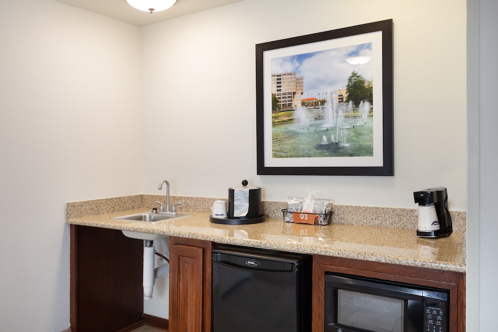 Hampton Inn and Suites Baton Rouge I 10 East 44/56