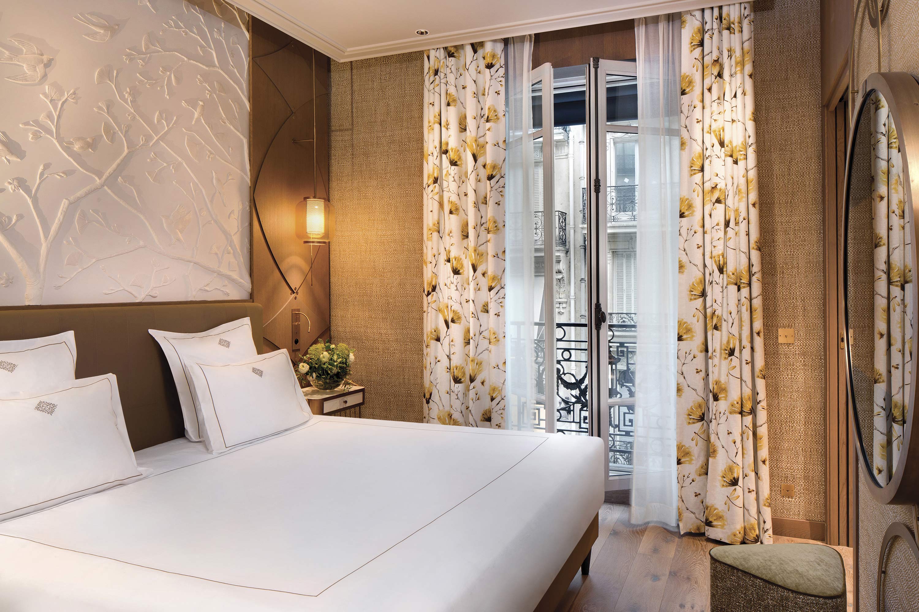 Montaigne, Apartment