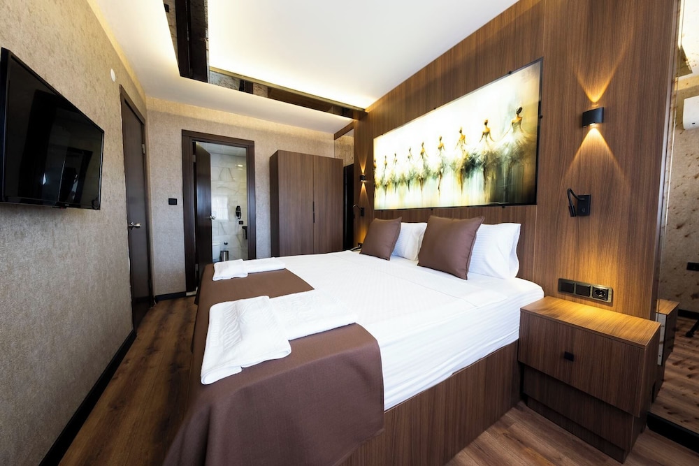Duqqan Deluxe Hotel 14/63