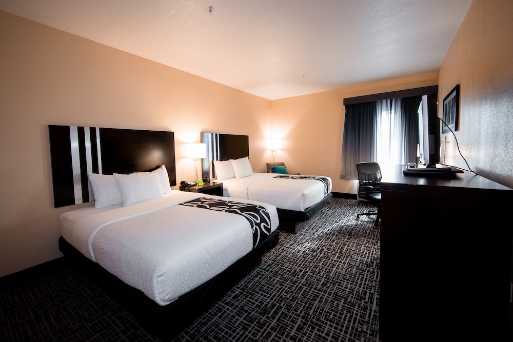 La Quinta Inn & Suites by Wyndham Big Spring 17/48