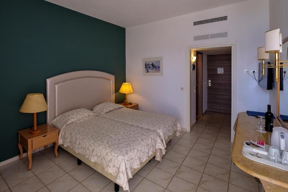 Palmariva Beach Hotel By Anayia All Inclusive Resorts 15/50