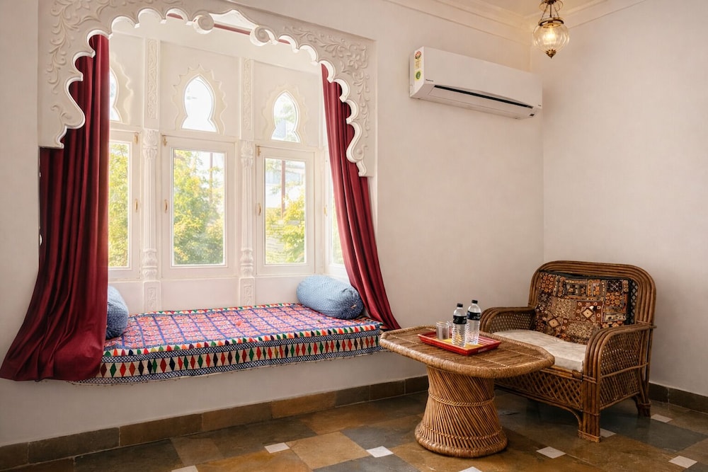 Hibiscus Guest House 23/47
