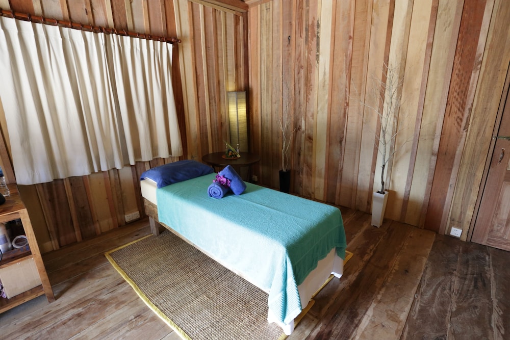 Sok San Beach Resort 25/50