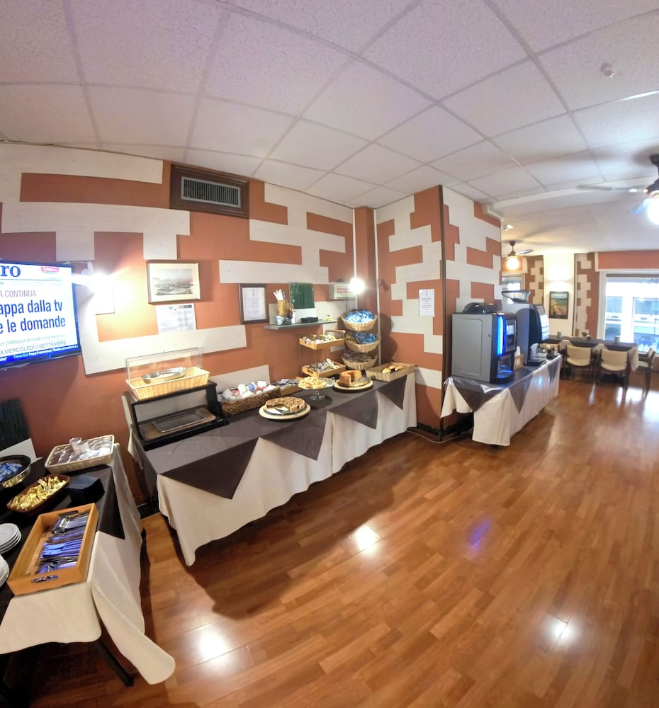 Giappone Inn Parking Hotel 33/39