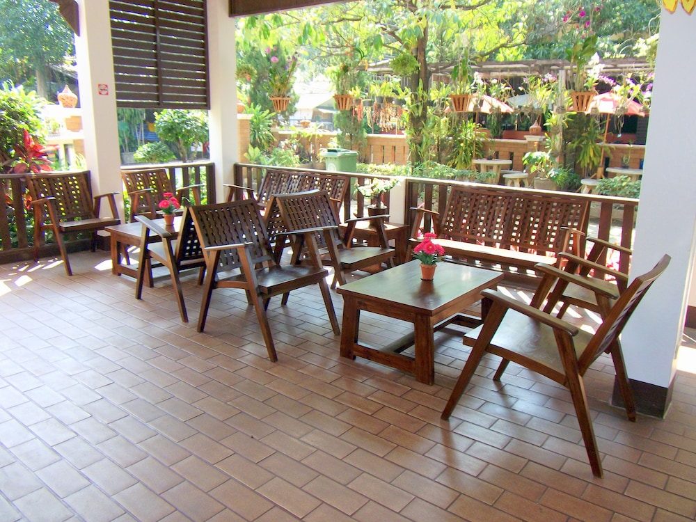 Lanna Thai Guest House 13/15