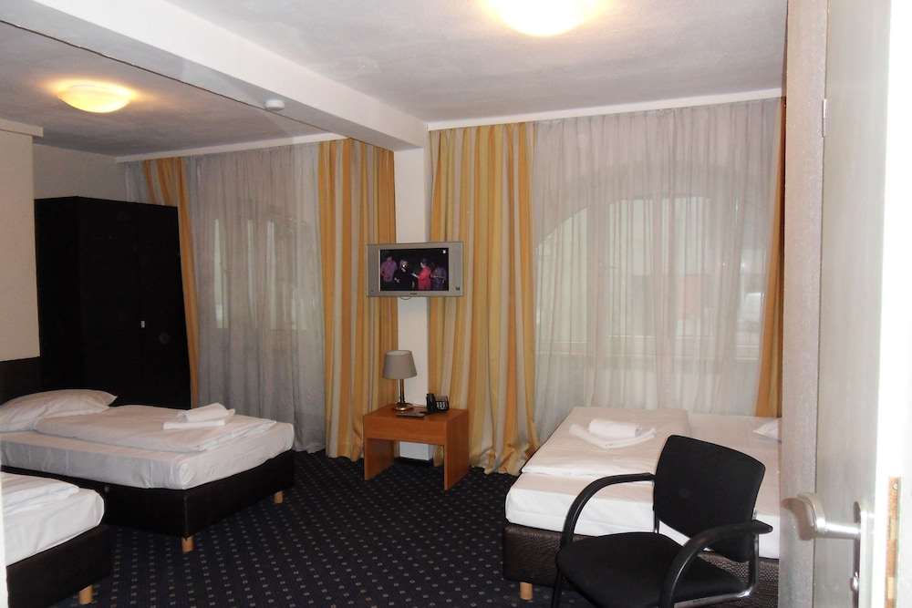 Hotel Carlton 22/50