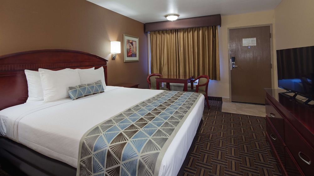 Best Western Pasadena Inn 10/35