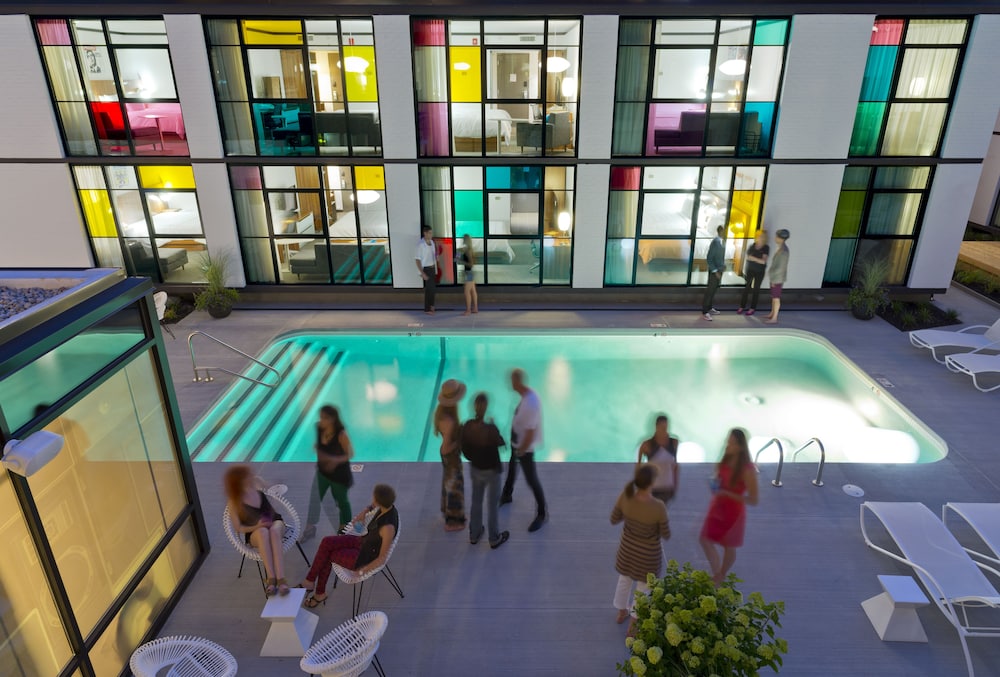THE VERB HOTEL 8/38
