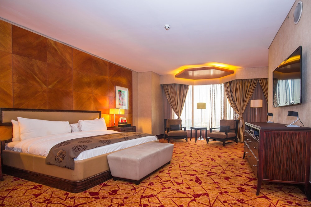 3 BEDROOMS, PRESIDENTIAL, SUITE
