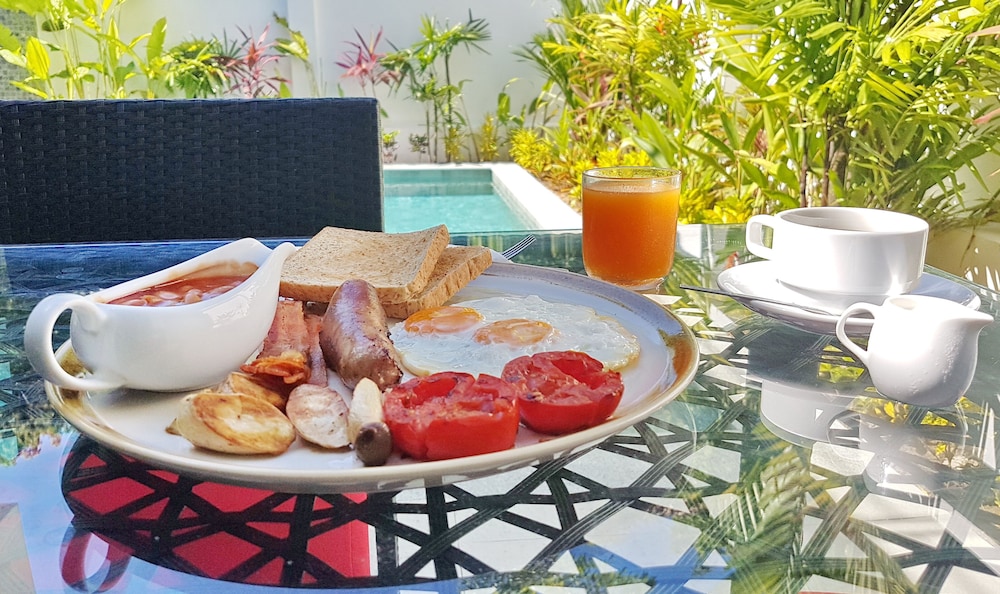 Baan Suay Hotel 30/40
