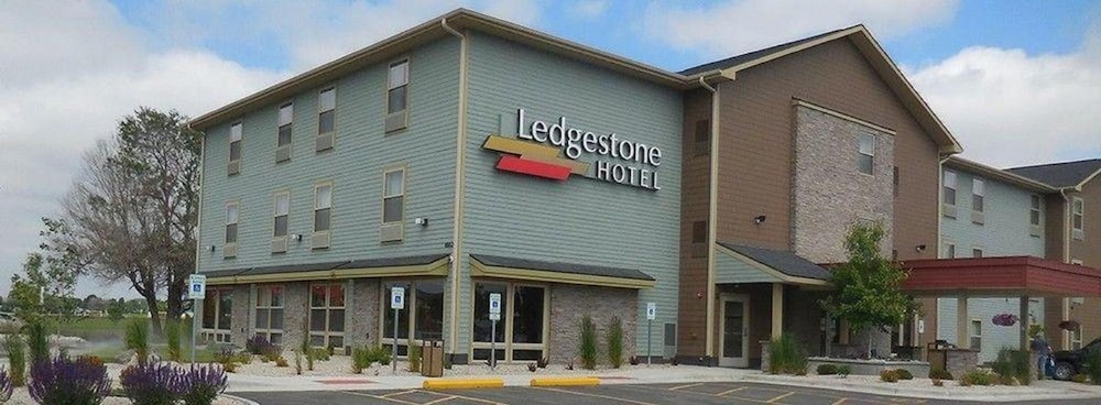 Ledgestone Hotel Billings 7/69