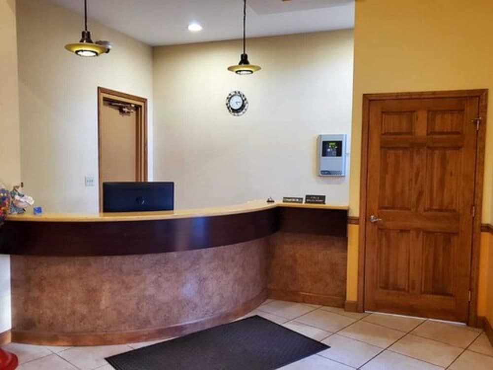 Budget Inn Williamsport 1/49