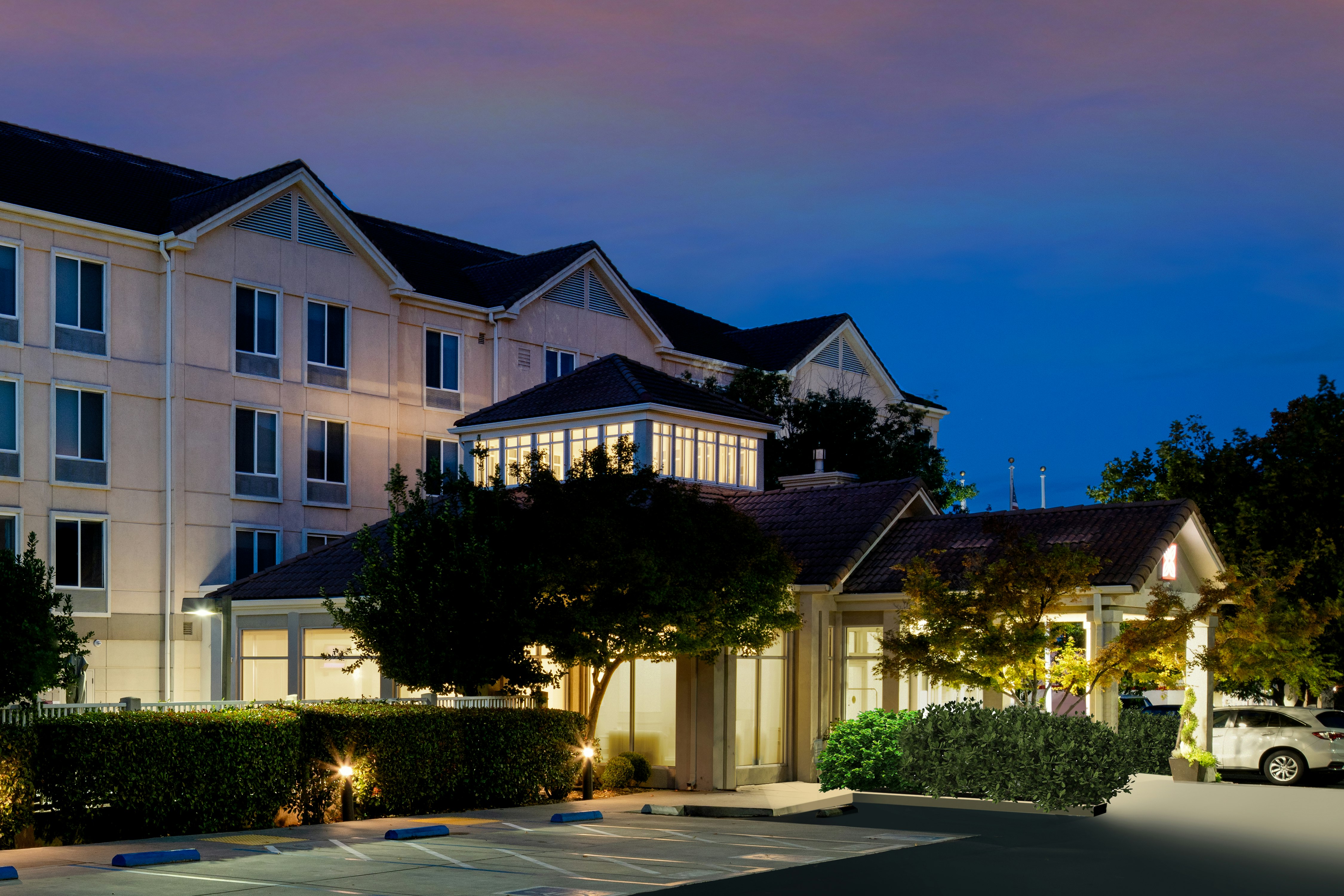 Hilton Garden Inn Folsom 5/50