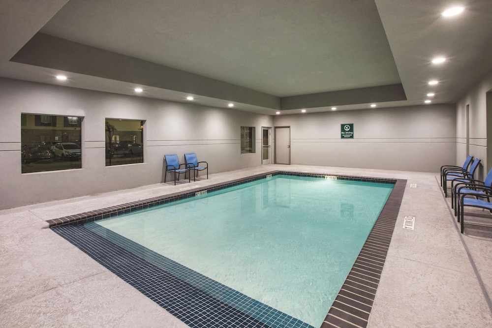 La Quinta Inn & Suites by Wyndham Lubbock South 25/48